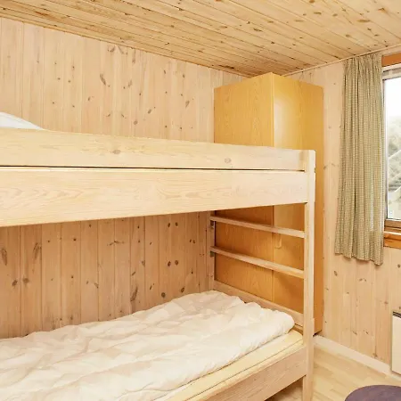Five-bedroom Holiday In Oksbol 2 Вайерс-Странд